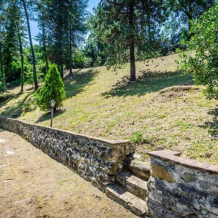 Poloturisticoumbria Con Piscina Preggio