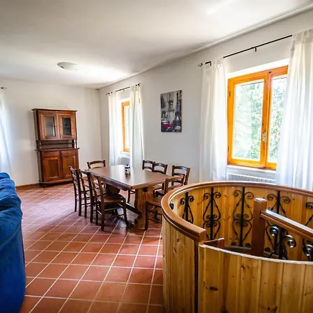 Poloturisticoumbria Con Piscina Villa