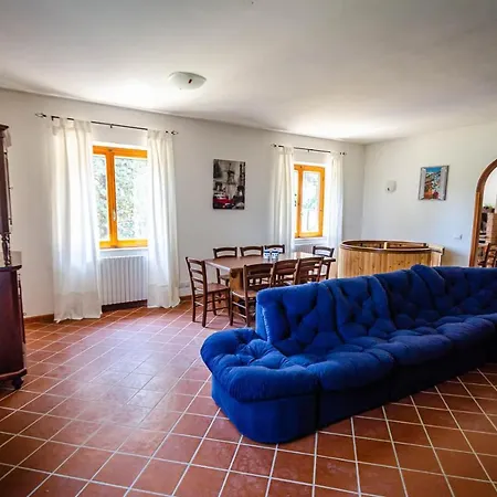 Poloturisticoumbria Con Piscina ヴィラ Preggio